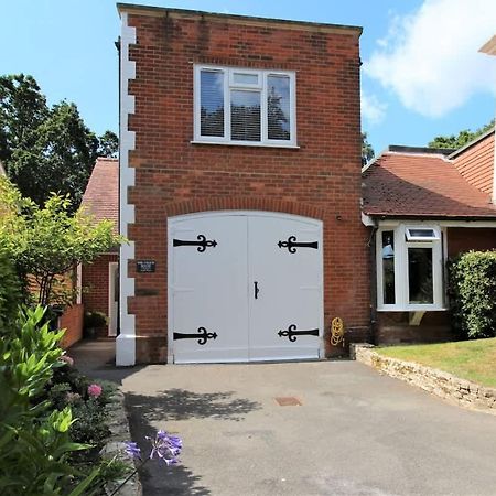 Middle Chine Villa Bournemouth Ngoại thất bức ảnh