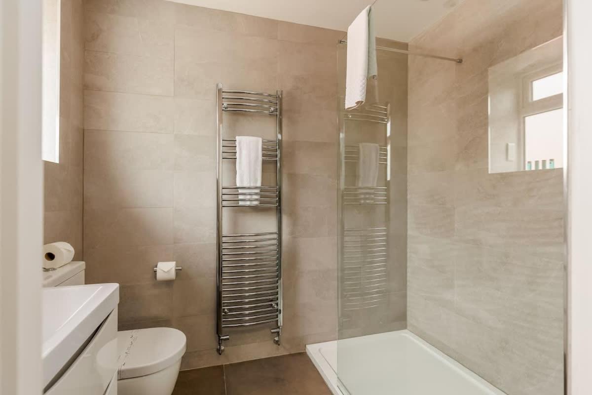 Middle Chine Villa Bournemouth Ngoại thất bức ảnh